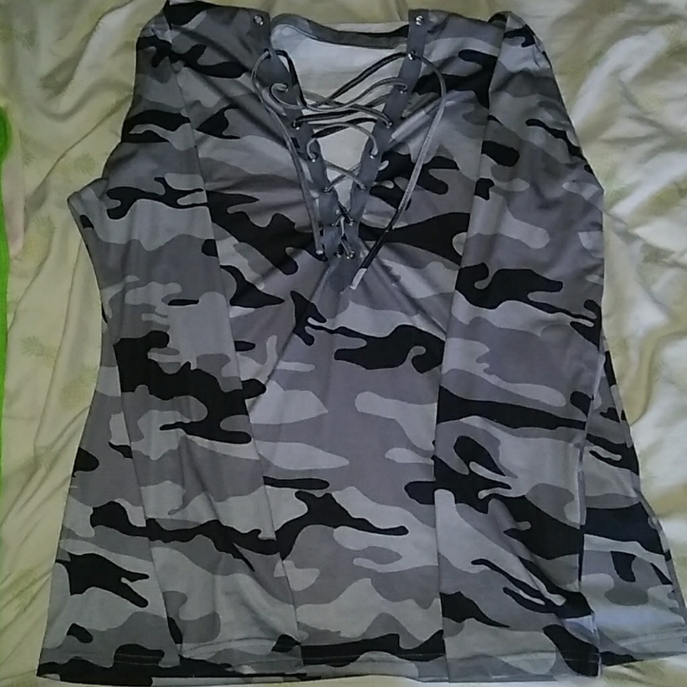 Long sleeve shirt